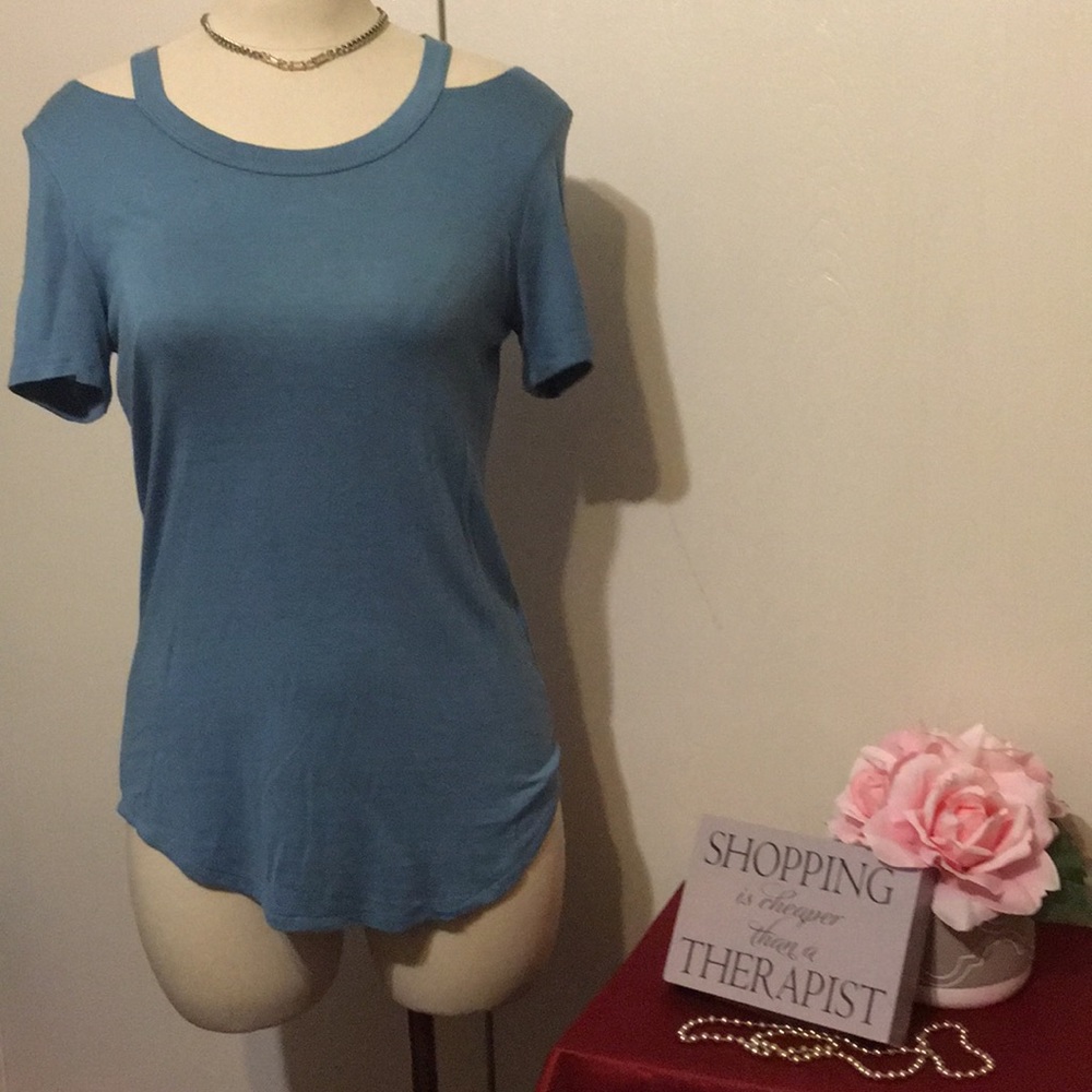 Cold shoulder blue top